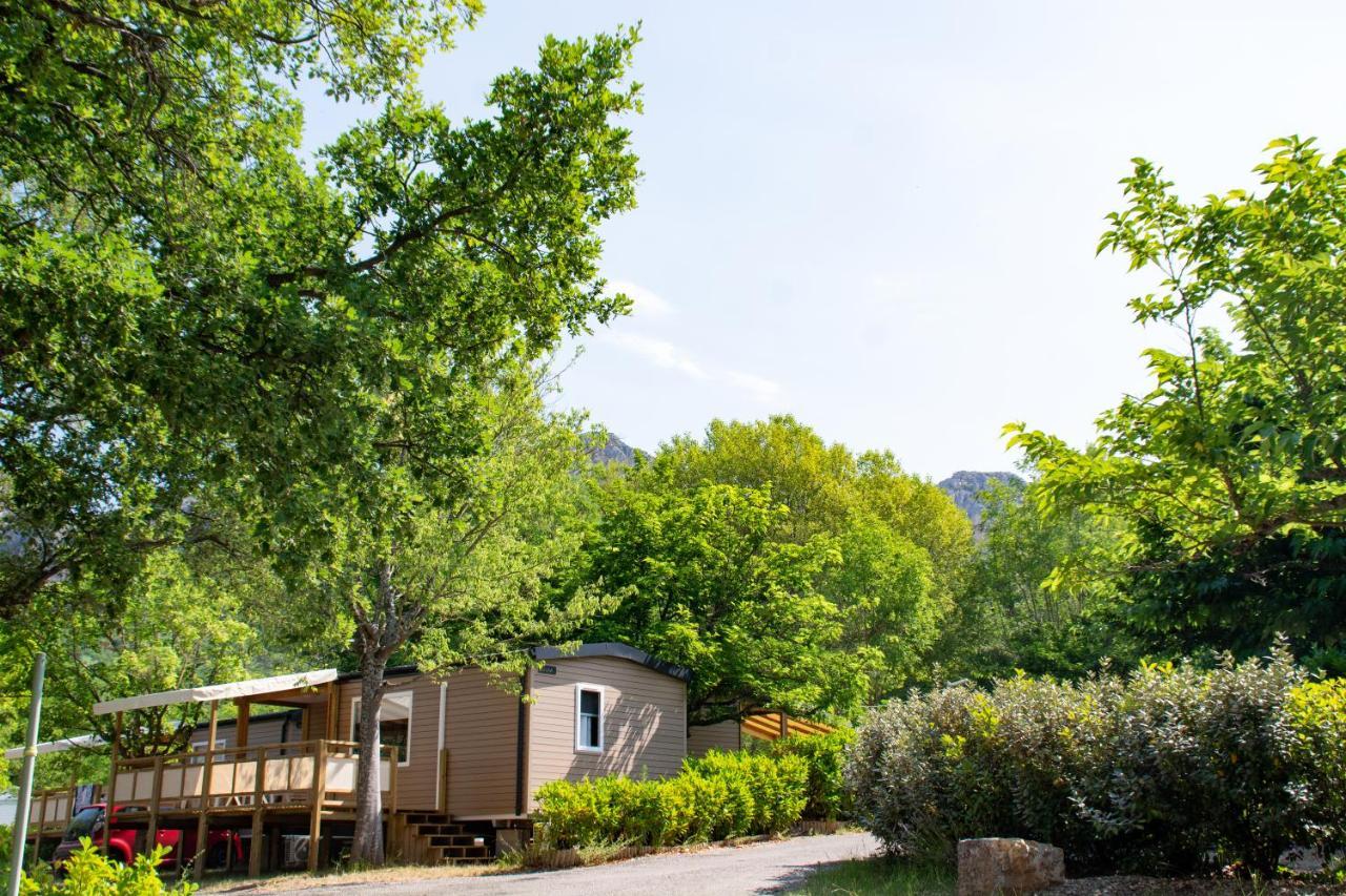 Camping Le Saint Clair Hotel Moustiers-Sainte-Marie Exterior photo